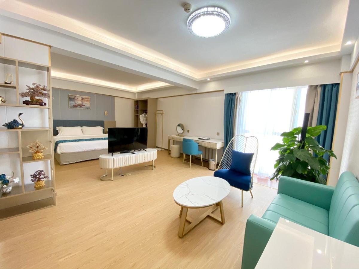 Wenhao Seaview Hotel Санья Экстерьер фото