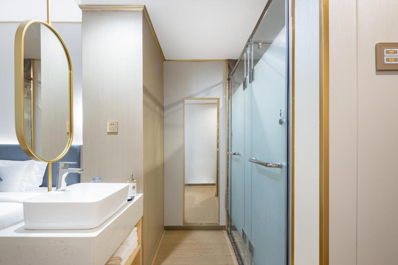 Wenhao Seaview Hotel Санья Экстерьер фото