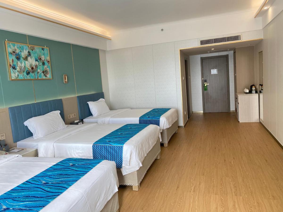 Wenhao Seaview Hotel Санья Экстерьер фото